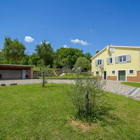 Gorgeous Home In Potpican * Potpićan