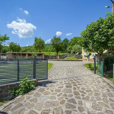 Gorgeous Home In Potpican Potpićan